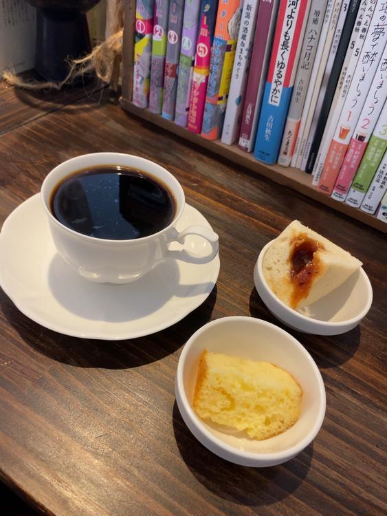 【土曜限定カフェ】淹れたてのネルドリップコーヒーがいただける『KAFE 土曜日』