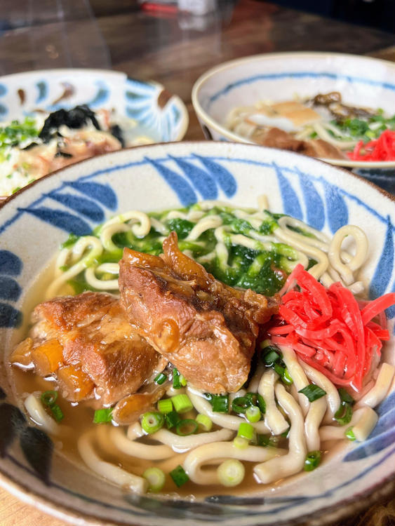 『沖縄そば専門店 和(かず)』がローカルスポーツクラブのスポンサーに！