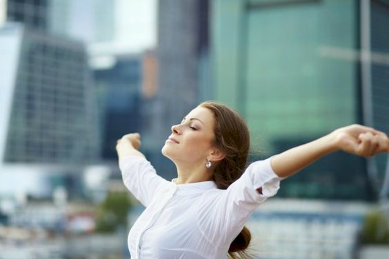 上から目線な人の特徴・性格とは?上手な対処法を徹底解説!