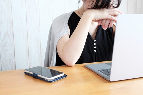 面倒くさがりな人の特徴を徹底解説!面倒くさがりを改善する方法とは?