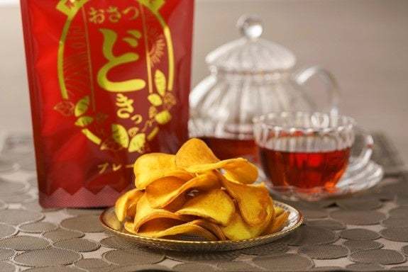 阪急うめだ本店に、2023年4月12日(水)新出店!“さつまいも” をコンセプトにしたUHA味覚糖のショップが登場 ~厚切り「おさつどきっ」を、2種類の食感で販売開始~