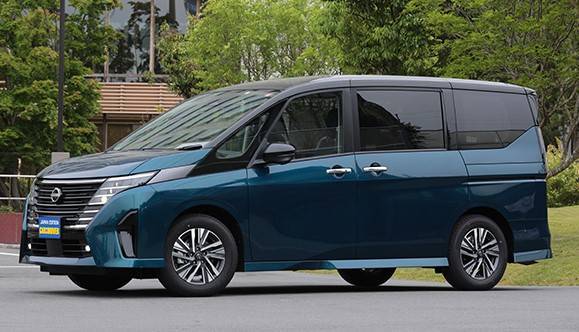 ３月乗用車販売は先月に続いて前年割れ。一方、ホンダが好調。普通車登録は前年の2.4倍！（24年3月の全乗用車 国内販売登録ランキングTOP20とブランド別販売台数 ）