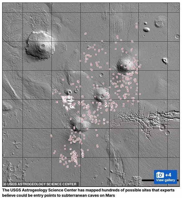 火星に巨大な「ポータル」発見!?NASAが「地下に生命が棲む可能性」に言及