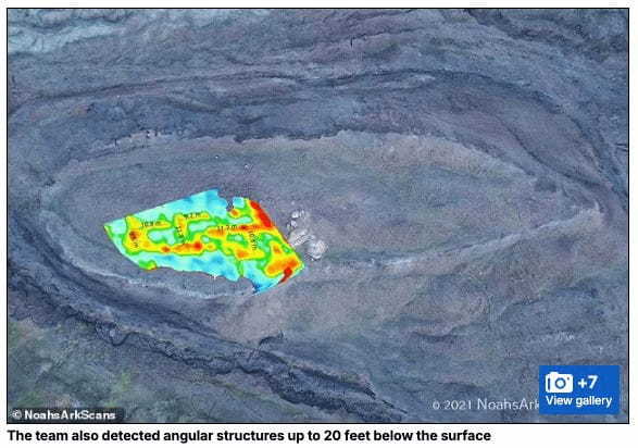【ノアの方舟発見か!?】トルコの山中に眠る謎の船影…聖書の記述と一致する「3層構造」と「通路」の証拠とは
