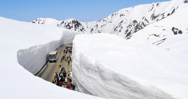 【世界で最も雪の積もる都市ベスト10】上位を独占したのは日本のあの都市だった