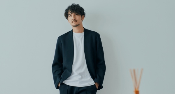 ドローコードスラックスの魅力とは?おしゃれで楽ちんなおすすめパンツを紹介!