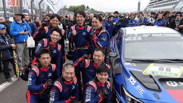 SUBARU WRX NBR CHALLENGE 2024　ニュルブルクリンク24時間レース　5年ぶりクラス優勝で有終の美を飾る