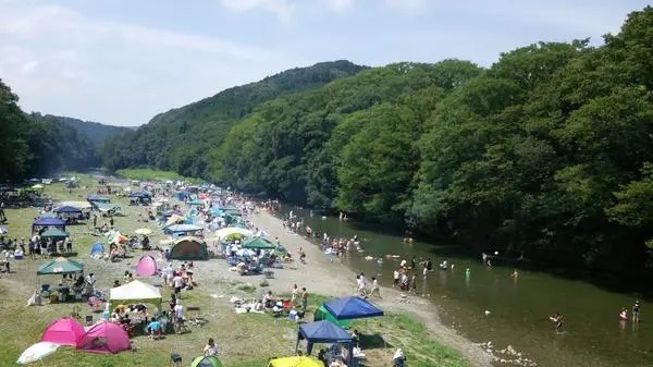 埼玉・嵐山渓谷バーベキュー場は川遊びができる！大自然の中で遊んで食べて1日大満喫