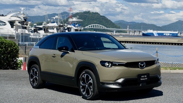 マツダ ロータリー復活 新たなソリューションとして「MX-30 Rotary EV」デビュー