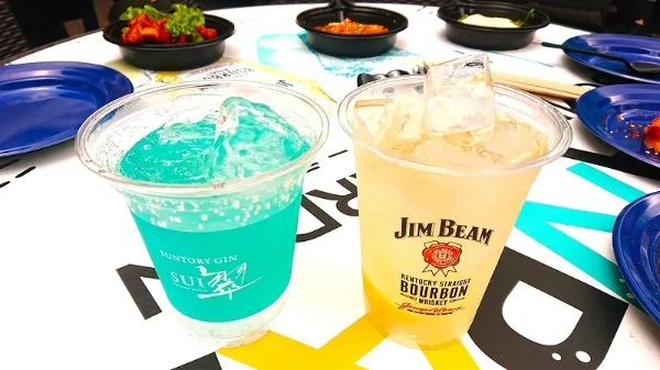 サマステ開幕！「ジムビーム＆翠ジンソーダ」イベントブースの羽鳥慎一らコラボ料理を井桁弘恵が絶賛！