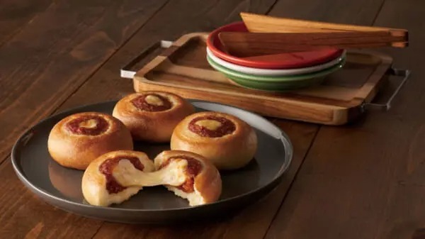 井村屋初となる「ピザぱん」　3月1日に「井村屋謹製 Pizzaぱん」発売