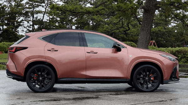 【スタッフ通信】プレミアムSUV 2台でGO!!