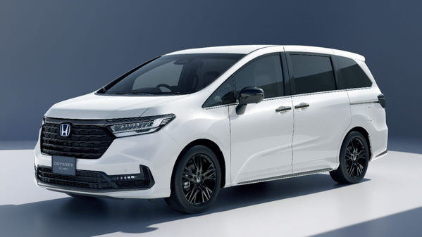 高級ミニバン市場はトヨタが独占?ホンダは『オデッセイ』再販、日産『エルグランド』どうする