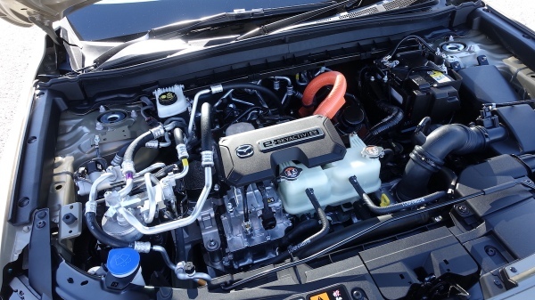 マツダ ロータリー復活 新たなソリューションとして「MX-30 Rotary EV」デビュー