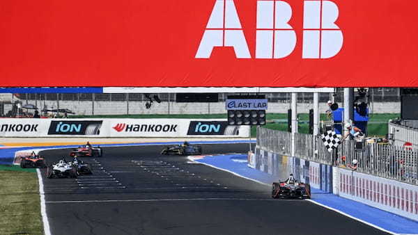 フォーミュラEシーズン10 第7戦イタリア・ミサノ 日産ローランドが痛恨のバッテリー切れで優勝を逃す
