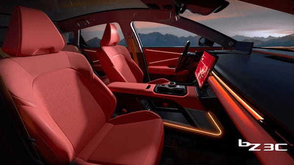 トヨタの新世代BEV「bZ3C」「bZ3X」が北京モーターショー2024で初公開