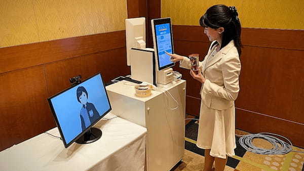 ローソンがアバター接客を試験導入 多様な働き方の実現をめざす