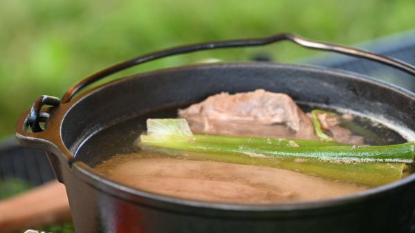 パティシエキャンパーSakiさんに教わる！トロウマな『牛すじカレー』の作り方