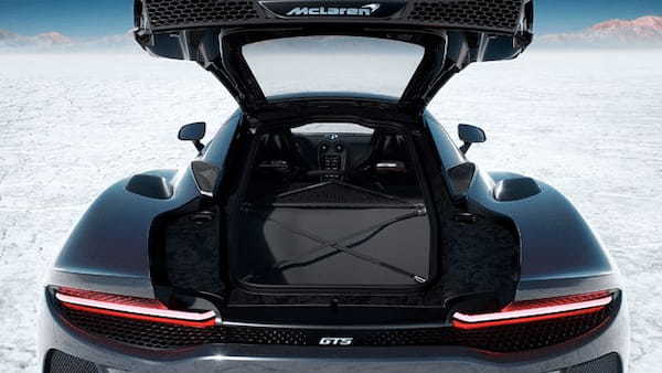 マクラーレンGTの後継を担う新世代グランドツアラー・スーパースポーツの「マクラーレンGTS」がデビュー