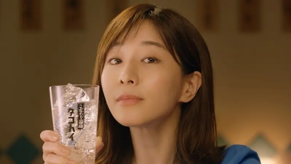 サントリーの「タコハイ」ってなに味なの？タコの味？　田中みな実と梅沢富美男がCM出演　梅沢は田中のモノマネも披露