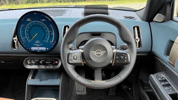 新型MINI COUNTRYMAN S ALL4はCセグのクロスオーバーでMINI味が薄まりBMW味が濃くなっていた【試乗記】