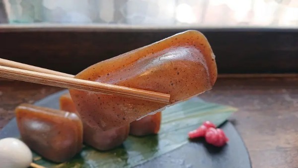 なんだこれ？こんにゃくでシャリを包んだ「こんにゃく寿司」って知ってる？