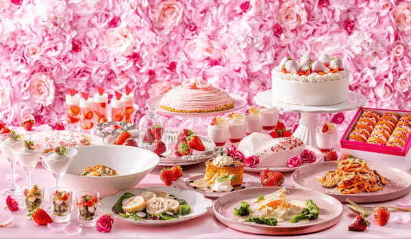 【ヒルトン成田】“果物の女王”いちごと“お花の女王”薔薇がタッグを組んで至福のおもてなしデザートをご用意しました「春の彩りといちご祭り」開催