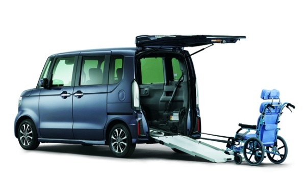 今秋の発売を予定している新型ホンダN-BOXが専用サイトにて先行公開