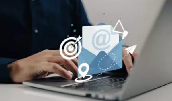 GmailやOutlookのメールも一括管理!スマホで手軽に操作できるメーラー「Spark」で快適なメール管理を