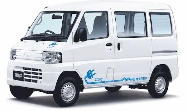 三菱自動車とヤマダデンキ、軽EV販売に関する協業を開始