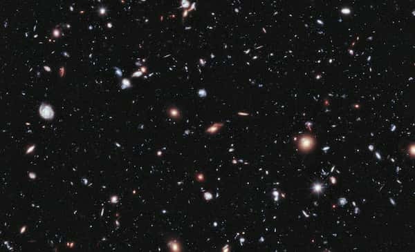 宇宙は巨大な量子コンピュータ!? プログラマー不在の「デジタル宇宙」とは？