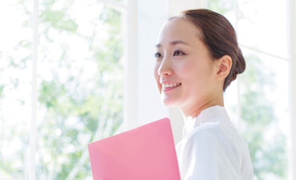 【医療秘書】の仕事内容とは？医療事務とは違う？年収や資格まで解説！