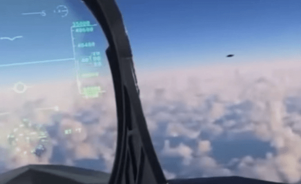 今年2月UFOがアラスカで米戦闘機と交戦!? ミサイル効果なし、気球ではない“異常な物体”… 米ジャーナリストが暴露