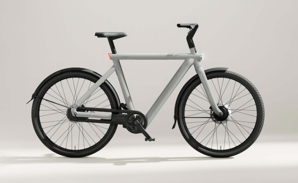 新開発のステップインフレームが乗りやすい！オランダ「VanMoof」次世代型E-バイク