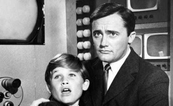 UFO・宇宙人と遭遇した6人のハリウッドセレブ! ジョン・レノンが「エイリアンの物体」をユリ・ゲラーに贈っていた!?
