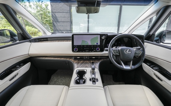 レクサスが報道関係者向けイベント「LEXUS SHOWCASE」においてLM、LBX、GX、TXを日本初披露