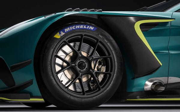 最新のレギュレーションに適合させたうえで大幅進化を果たしたアストンマーティン・ヴァンテージGT3が登場