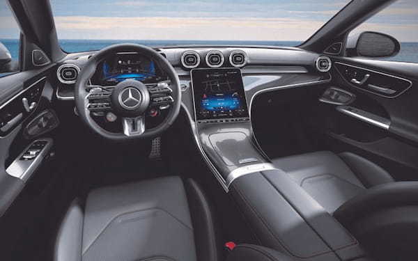 第5世代メルセデス・ベンツ・Cクラスの最強バージョン「メルセデスAMG C63 S E PERFORMANCE」が日本上陸