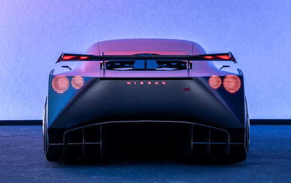 日産がEV時代のGT-Rを示唆する高性能スーパーカーの「ハイパーフォース」をジャパンモビリティショー2023で公開