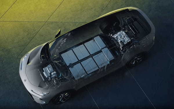 ロータスの新型電動SUV「エレトレ」の日本における予約受注が開始