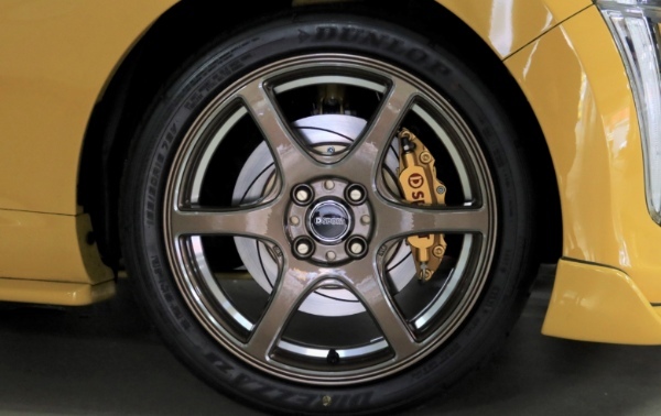 D-SPORT、レッドとホワイトカラーを採用したコペン用限定キャリパーキットを発売