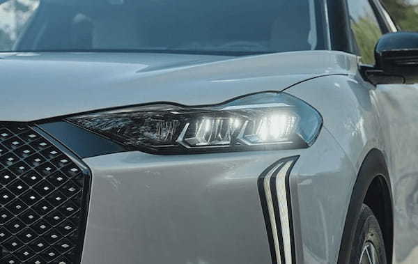 ファッションの世界から着想を得た「DS COLLECTIONモデル」の「DS3 Esprit de Voyage」が日本上陸