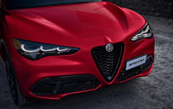 伝統の「COMPETIZIONE」を冠するアルファロメオ・ジュリア／ステルヴィオの限定モデルが登場