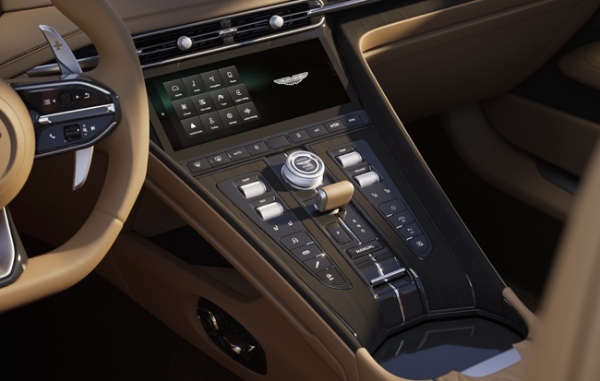 アストンマーティンの新世代DBシリーズの「DB12」にオープンモデルが登場