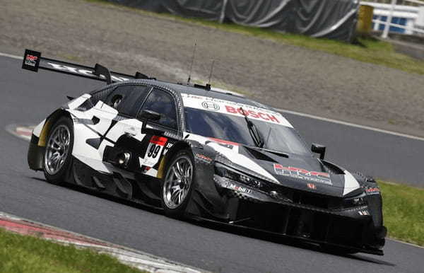 2024年のSUPER GTシリーズGT500クラスへの参戦を予定するCIVIC TYPE R-GTが走行テストを開始