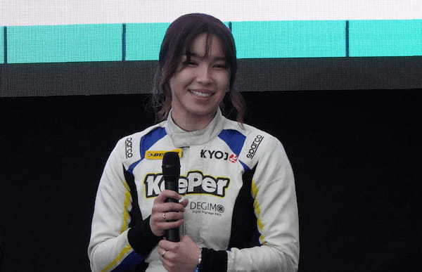 FIAガールズ・オン・トラックでF1ドライバー・角田裕毅選手が12歳の女の子に語った「言い訳をしないこと」の大切さとは