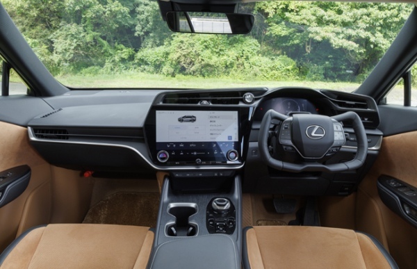 レクサスが報道関係者向けイベント「LEXUS SHOWCASE」においてLM、LBX、GX、TXを日本初披露