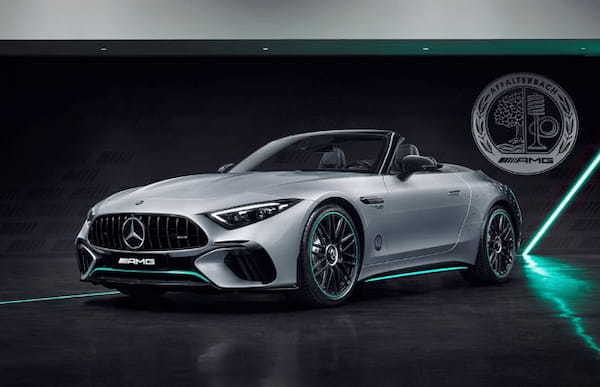メルセデスAMGのF1マシンをモチーフにデザインしたメルセデスAMG SLの特別限定モデルが日本上陸