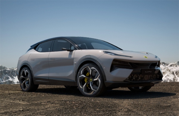 ロータスの新型電動SUV「エレトレ」の日本における予約受注が開始