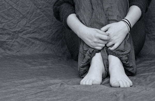 「青息吐息」とはどんな息？その由来や類義語は？